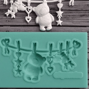 Cute Teddy Bear Shaped Eco-Friendly Silicone Baking Mold