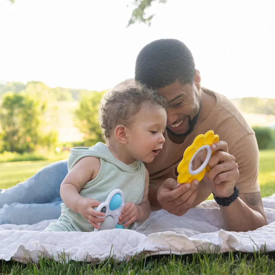 Dimpl Billow & Bright Teether Age 0 