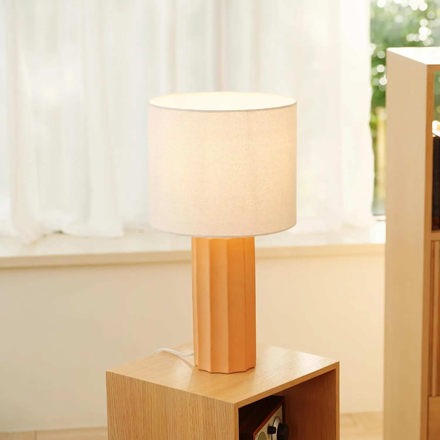 Globe Electric 61000062 20" Ribbed Ceramic Table Lamp, Matte Terracotta Finish, White Linen Shade, On/Off Rotary Switch on Socket, for Living Room, Bedroom, Office, Home Décor