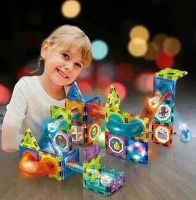 Glowing Magnetic Blocks