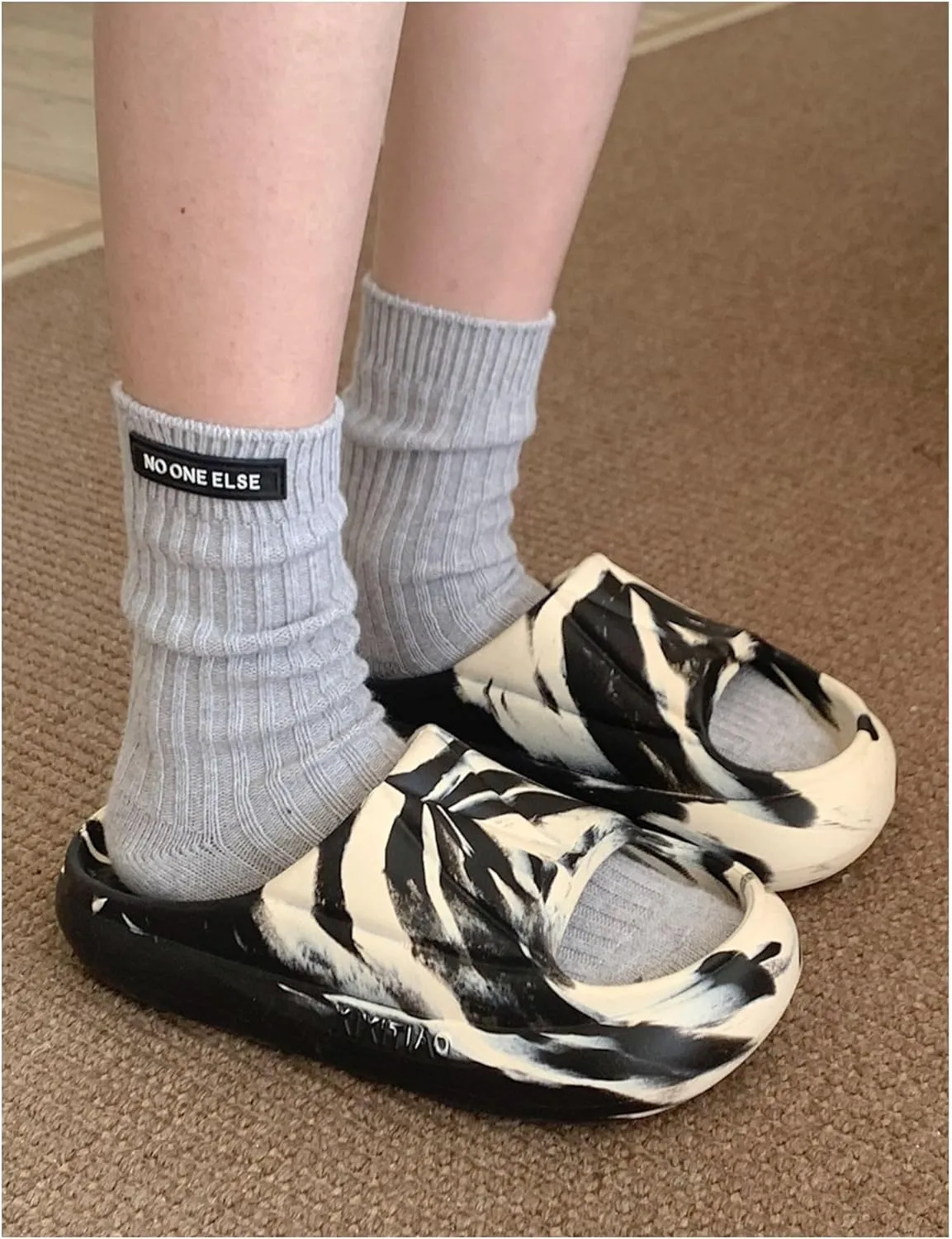 Kawaii Splash-Ink Painting Cloud Slippers Non Slip Thick Sole Slides House Summer Sandals Matching Slippers for Couples
