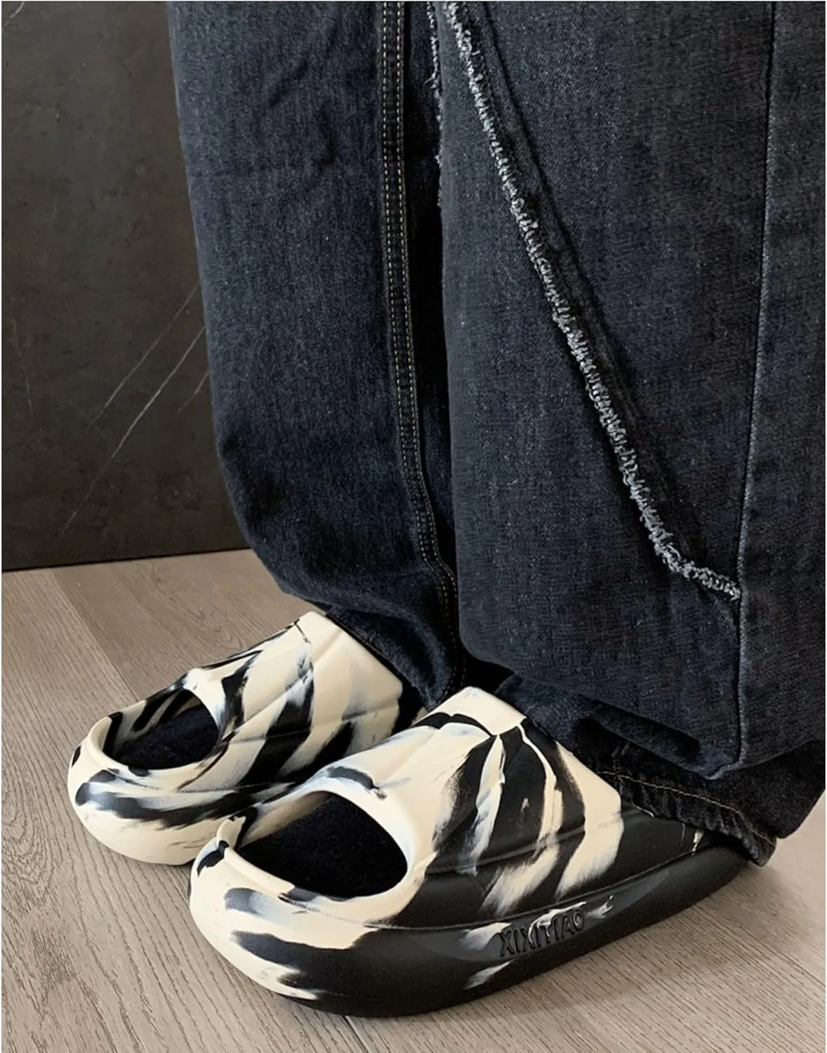 Kawaii Splash-Ink Painting Cloud Slippers Non Slip Thick Sole Slides House Summer Sandals Matching Slippers for Couples