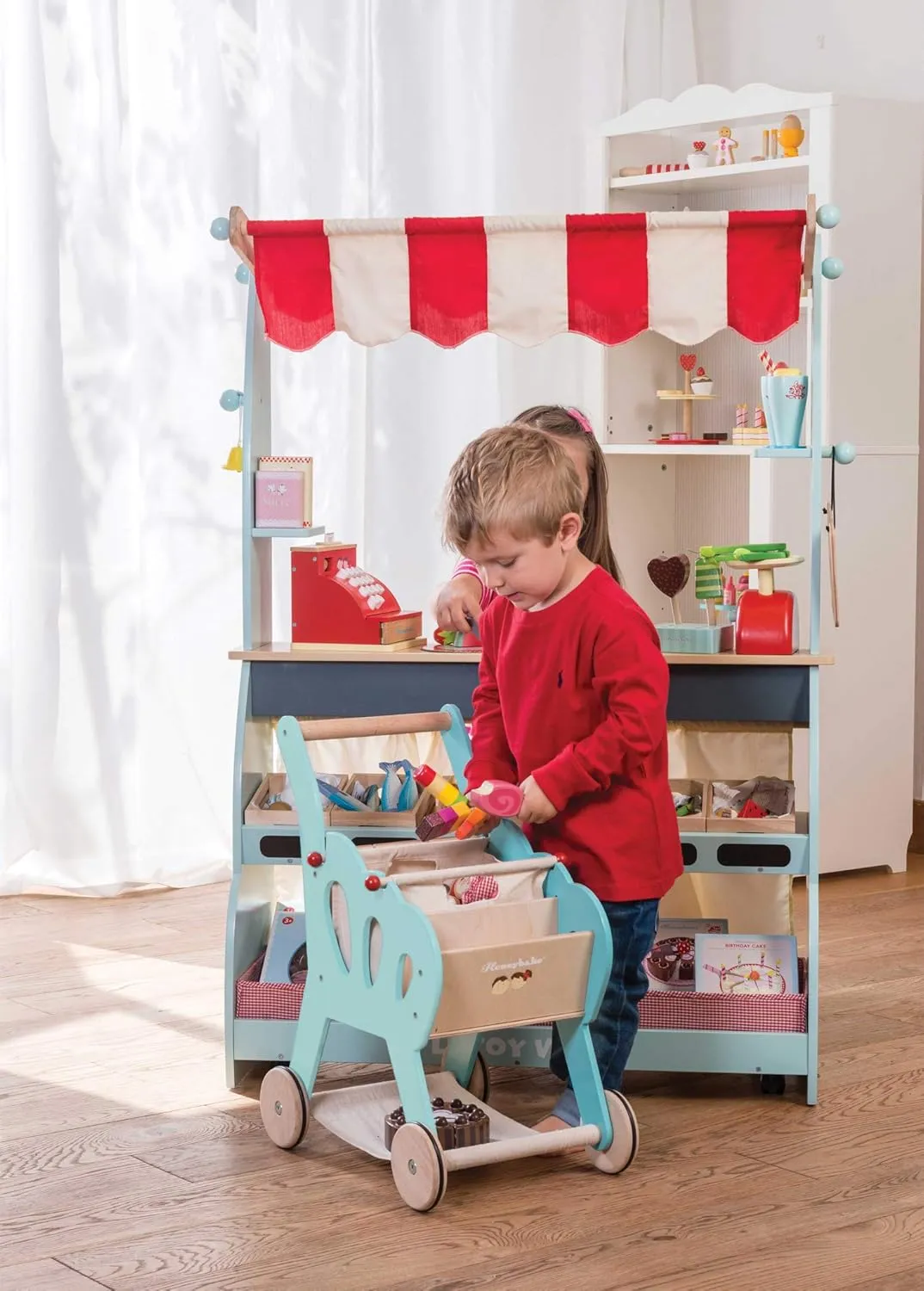 Le Toy Van - Educational Wooden Toy Role Play Grocery Store Shopping Trolley | Boys Or Girls Pretend Play Supermarket Playset - for Ages 3 