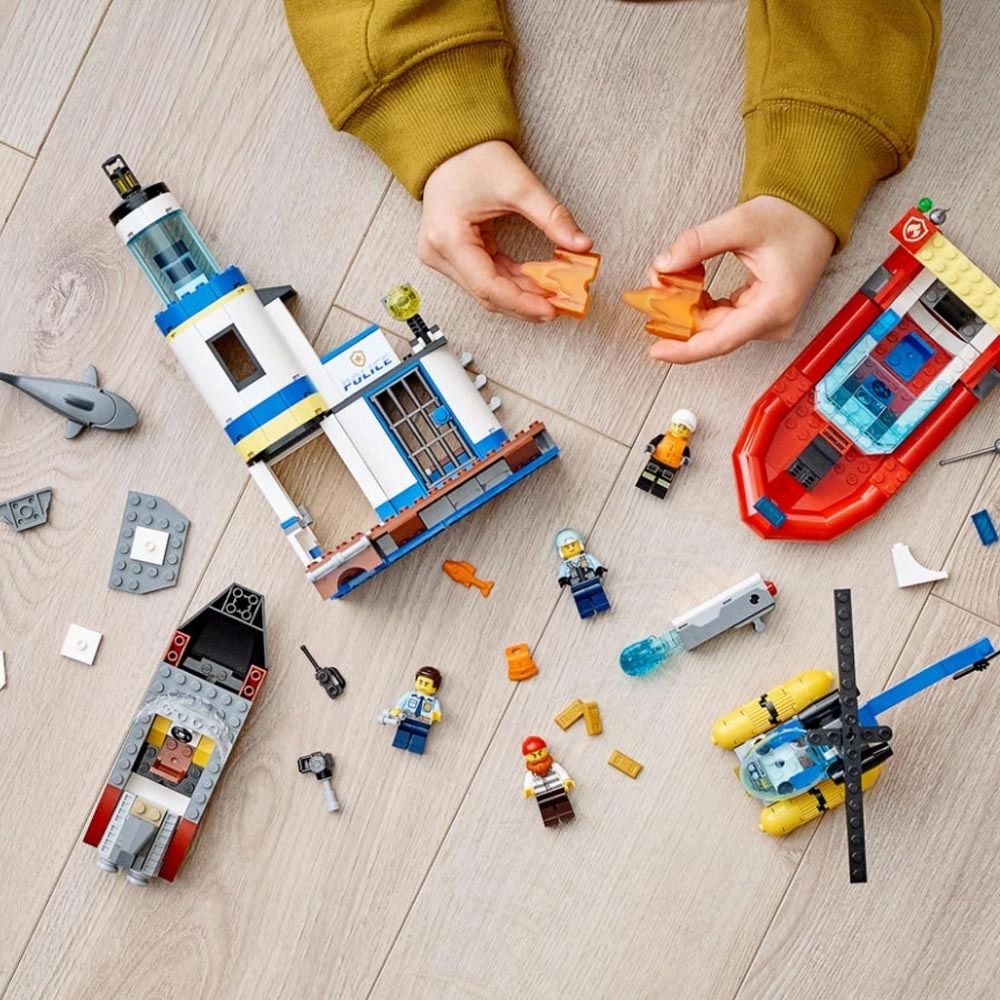 LEGO 60308 City Police - Seaside Police and Fire Mission