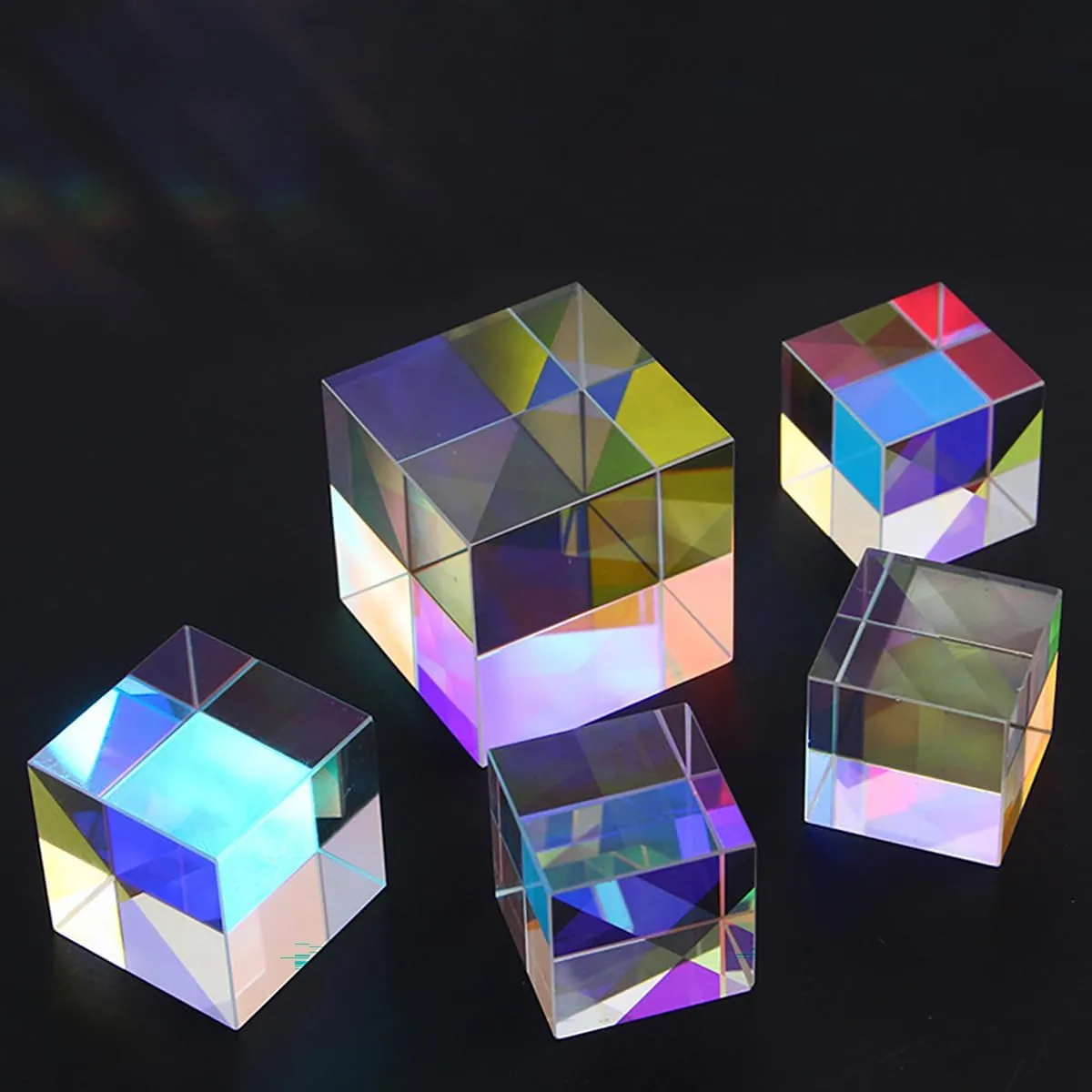 Magic Prism Cube, 2023 New Upgrade Rainbow Color Prism Cubes Sun Catcher, Magic Prism Cube Crystal, Glass Prisms Mini Cube Optical Cube, Mini Cube Puzzle Party Favors for Kids (25 * 25mm)