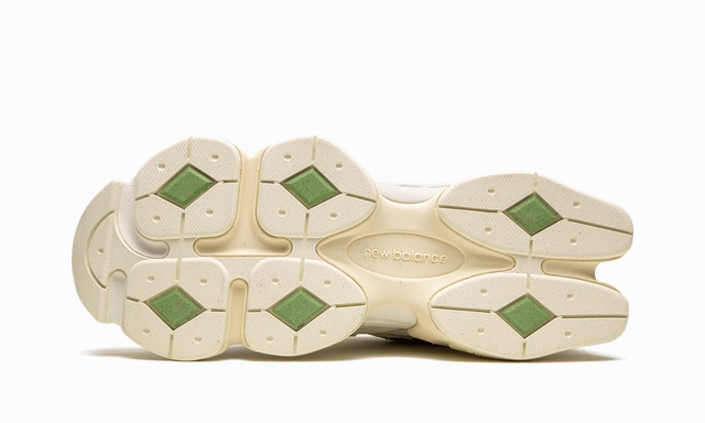 New Balance 9060 Bricks and Wood