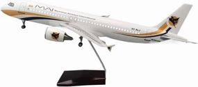 Scale 47cm for 320 Aircraft A320 NEO Myanmar Light Model with Landing Gear and Lights Resin Die-cast Model Airplanes(with lamp)