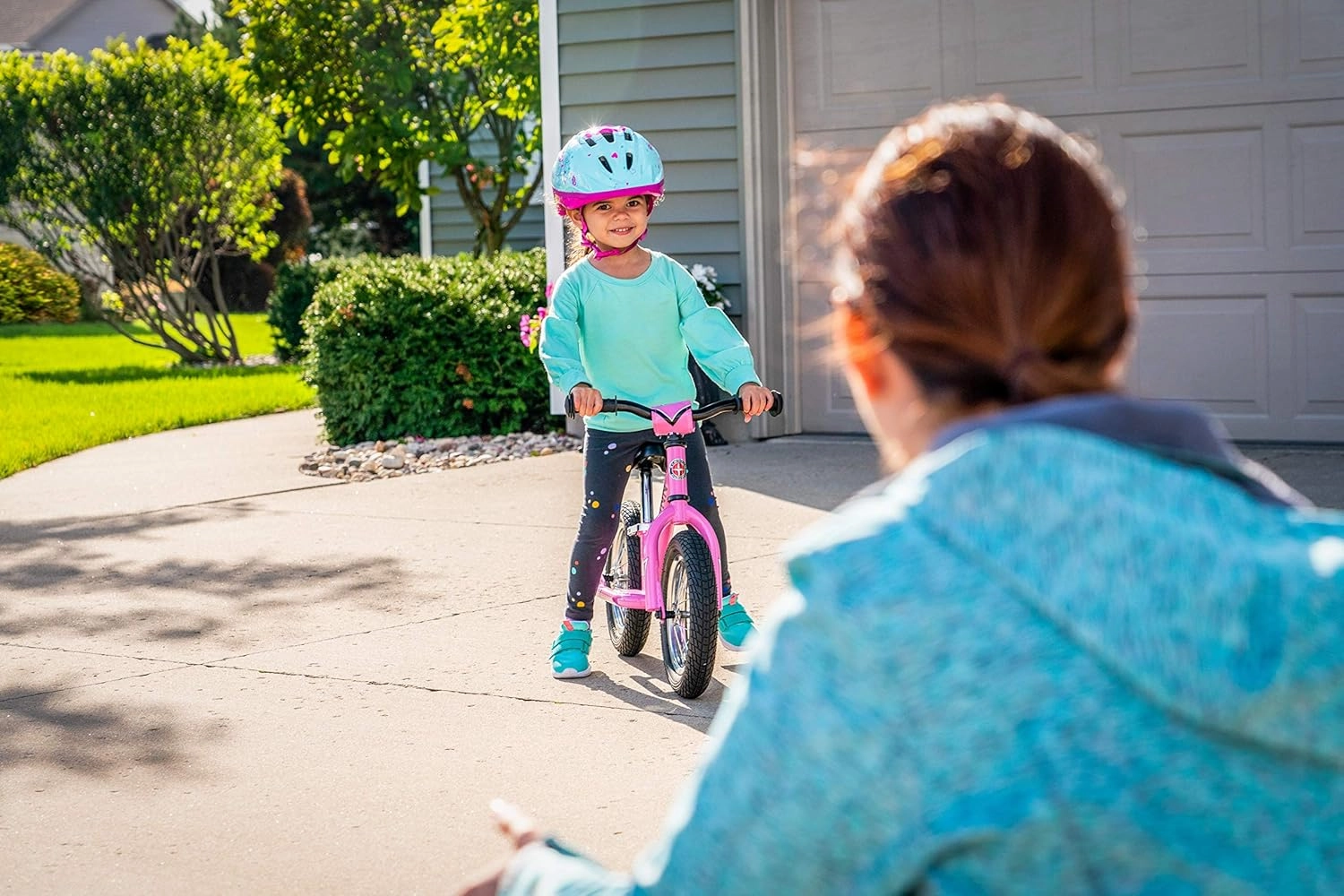 Schwinn Balance Bike, 12 Inch Bike for Kids Ages 2-4, Durable Steel Frame, Padded Seat, Cushioned Grips, Adjustable Seat Grows with Your Child, No Training Wheels Needed, Training Bicycle for Kids