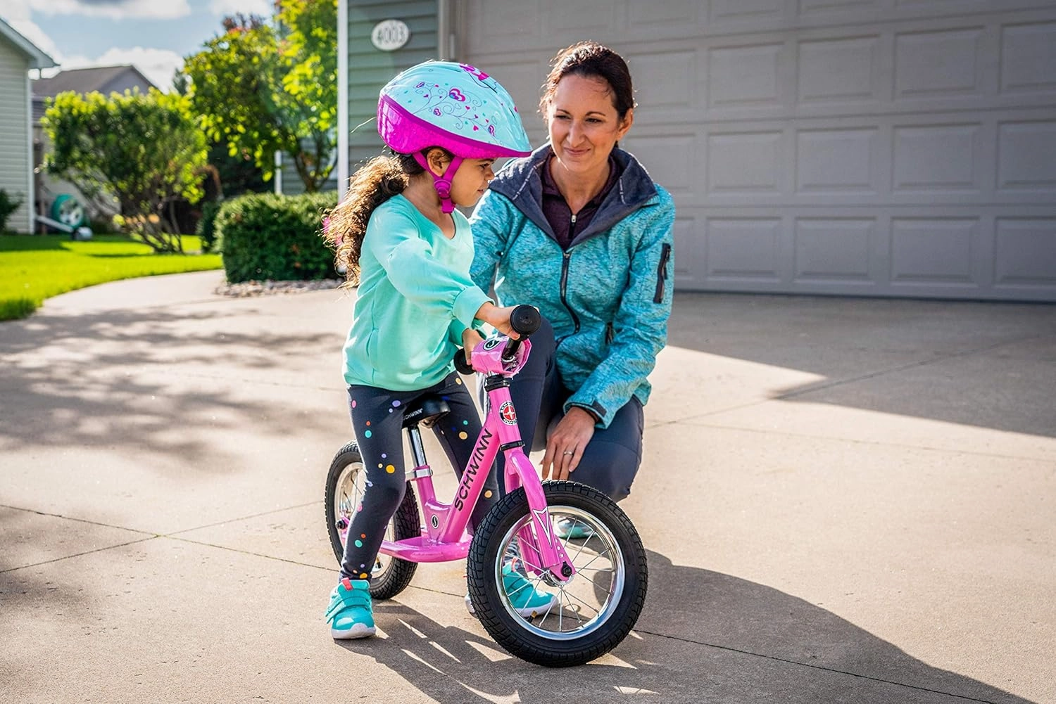 Schwinn Balance Bike, 12 Inch Bike for Kids Ages 2-4, Durable Steel Frame, Padded Seat, Cushioned Grips, Adjustable Seat Grows with Your Child, No Training Wheels Needed, Training Bicycle for Kids