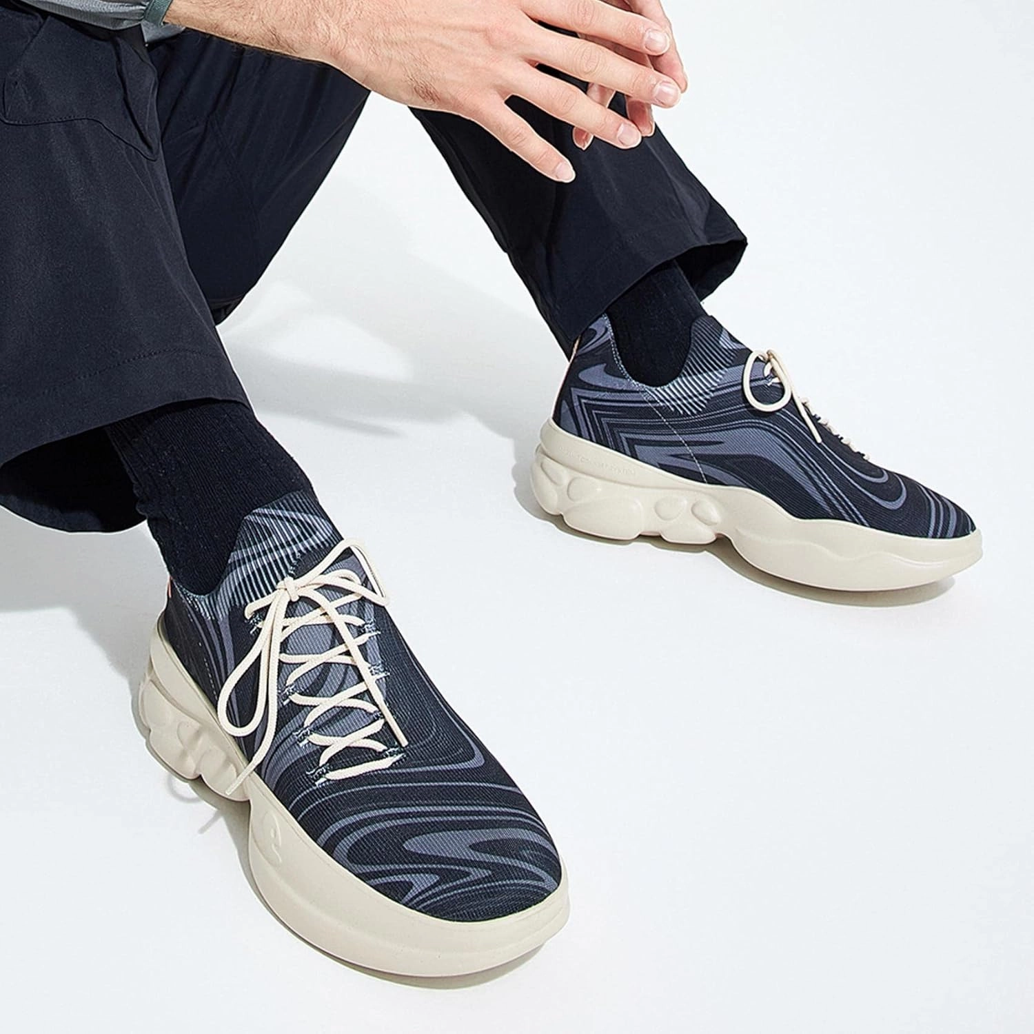 UIN Men's Chunky Fashion Sneakers Walking Casual Comfortable Art Painted Travel Designer Dad Shoes Ronda
