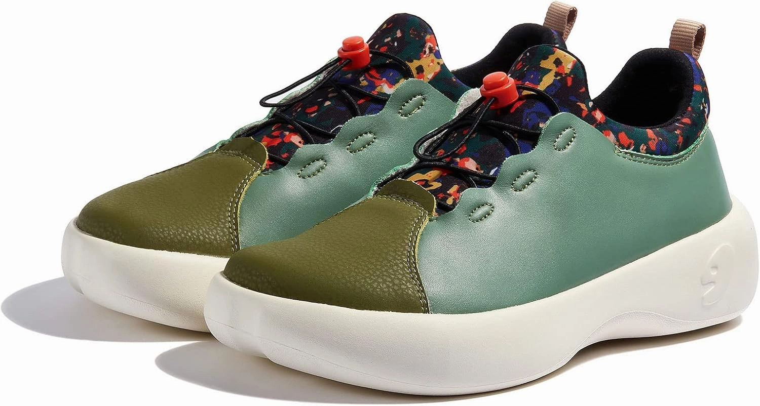 UIN Women's Art Painted Fashion Sneaker Wide Toe Lace-up Lightweight Comfort Walking Travel Shoes Bartello