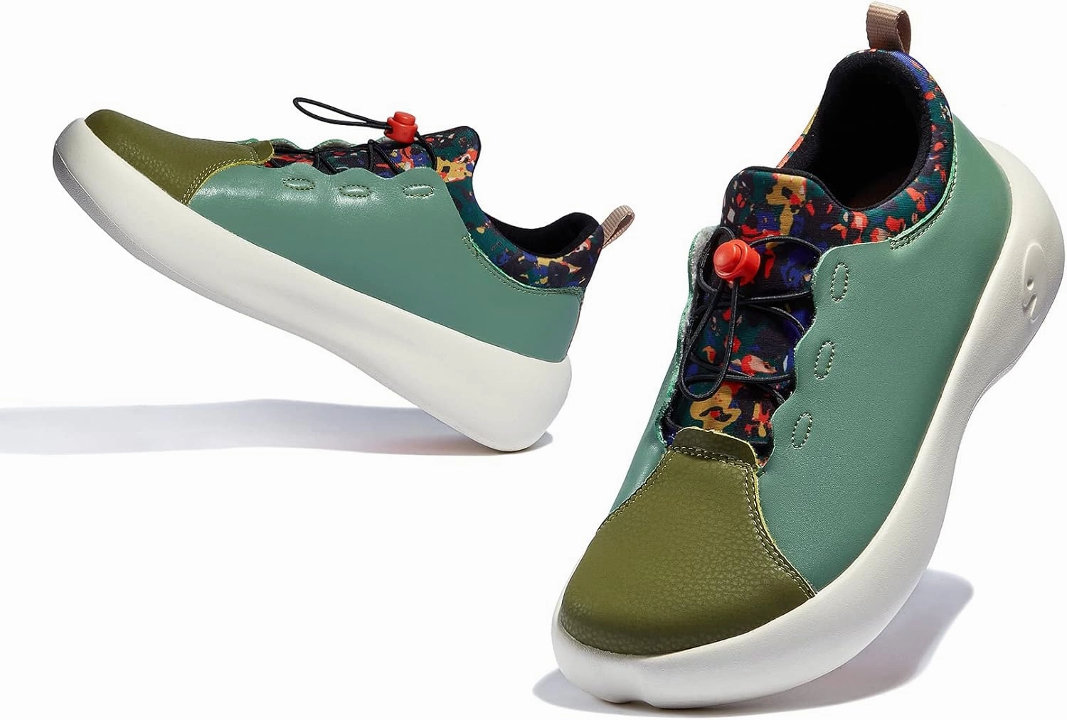 UIN Women's Art Painted Fashion Sneaker Wide Toe Lace-up Lightweight Comfort Walking Travel Shoes Bartello