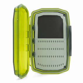 UMPQUA UPG Silicone Waterproof Daytripper Lime Medium Fly Box - Thin Lightweight Dustproof Impact-Resistant Fly Storage Case - Fly Fishing Tackle Organizer