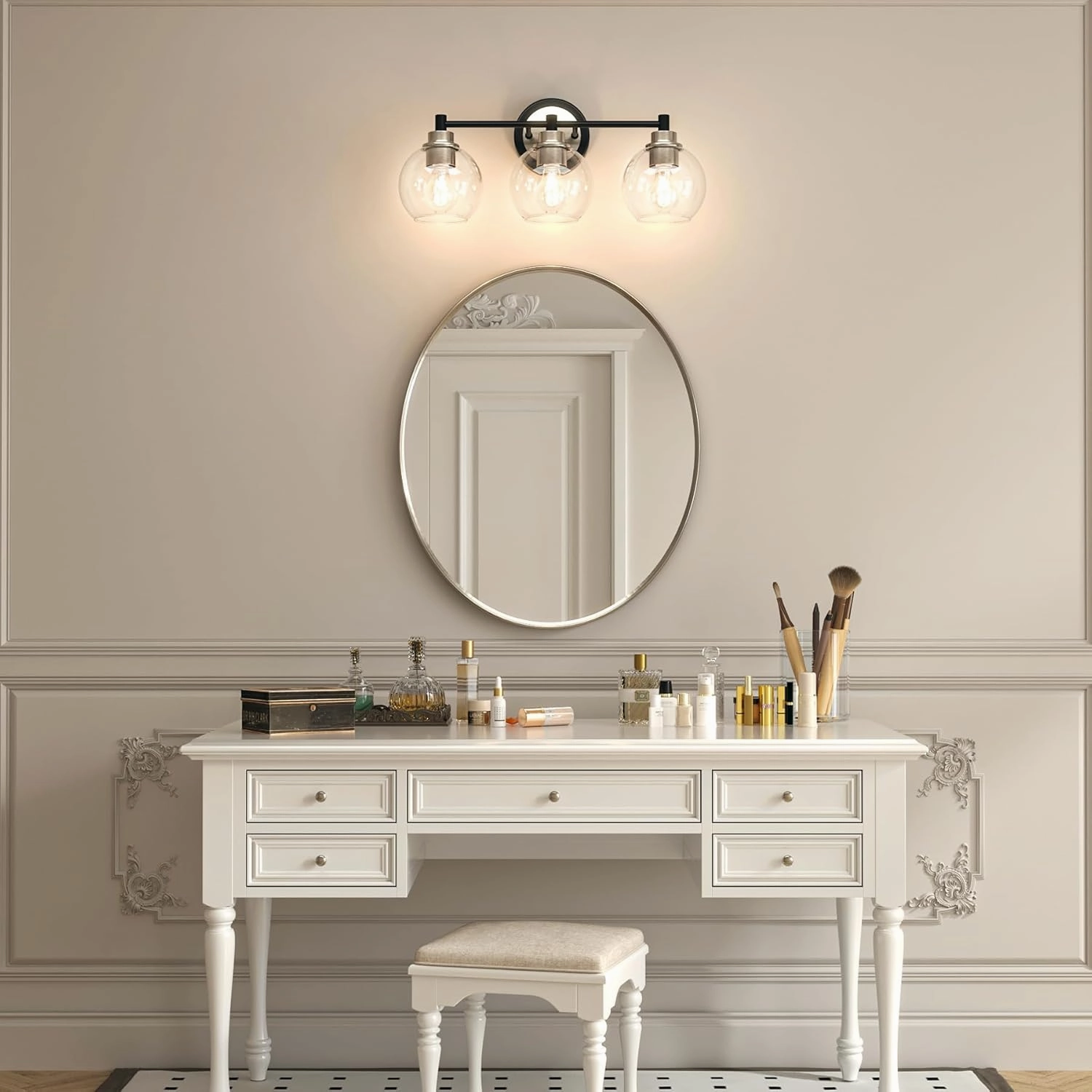 VONLUCE Bathroom Light Fixtures, 3-Light Vanity Light with Globe Glass Shades E26 Sockets, Bathroom Lights Over Mirror for Bedroom Hallway Living Room, Black & Nickel Finish